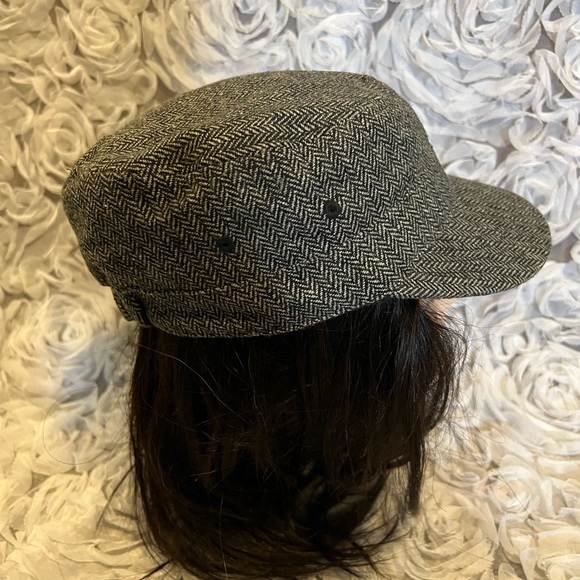 Gap S/M Women's Messenger Cap - Picture 5 of 7